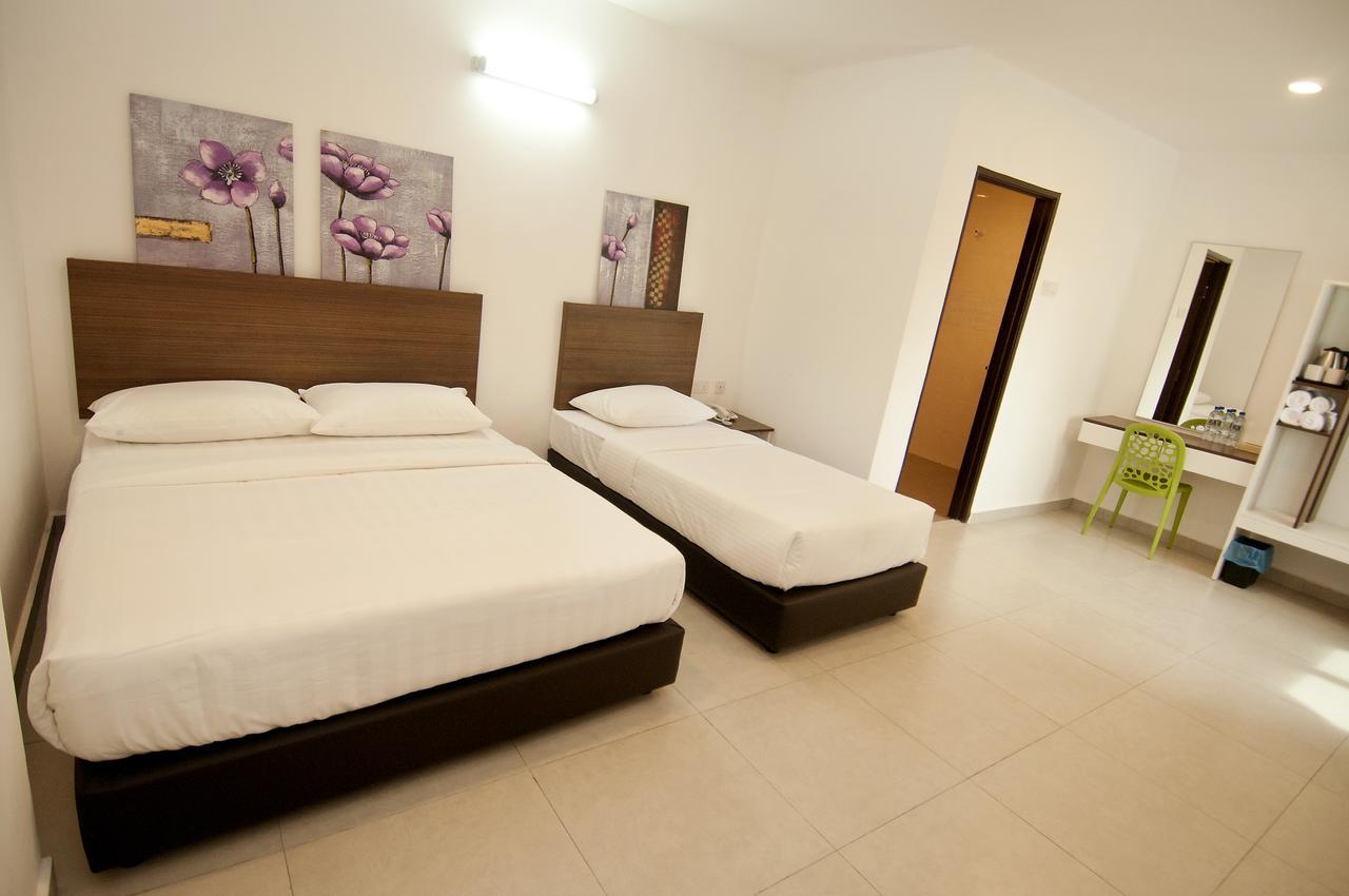 Hotel Cheqinn Ipoh Exterior photo