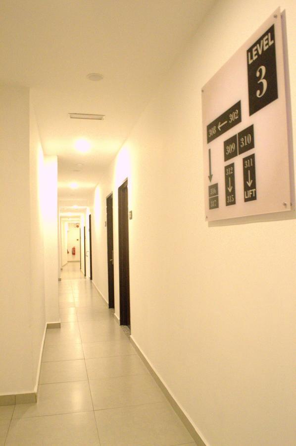 Hotel Cheqinn Ipoh Exterior photo